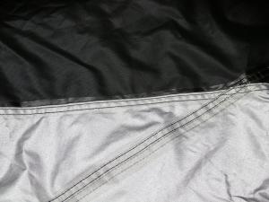 Photo of elastic hem of cover